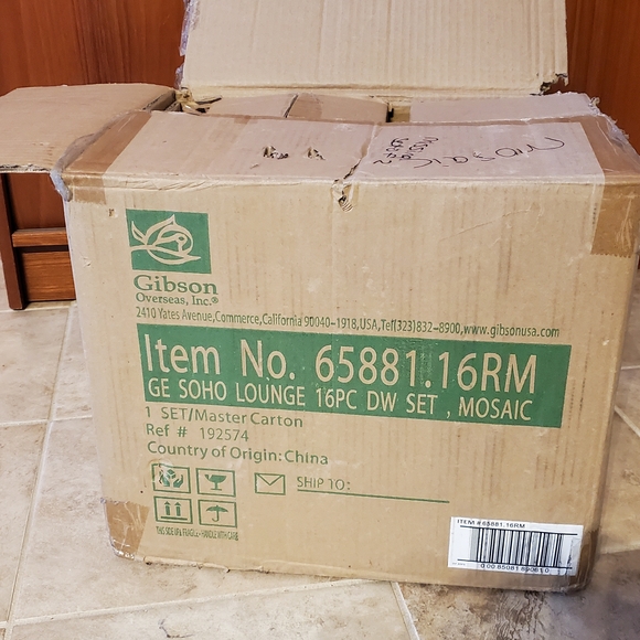 Gibson Soho Lounge Mosaic Multicolor Dinnerware Set - Picture 4 of 4